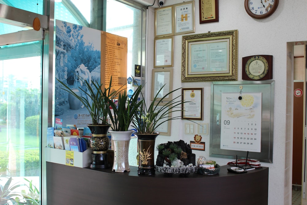 Jeju Feel House 5/50