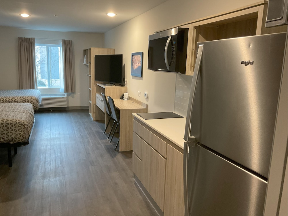 جناح بسريرين كوين لذوي الإعاقة، WoodSpring Suites Charlotte Airport 3/5
