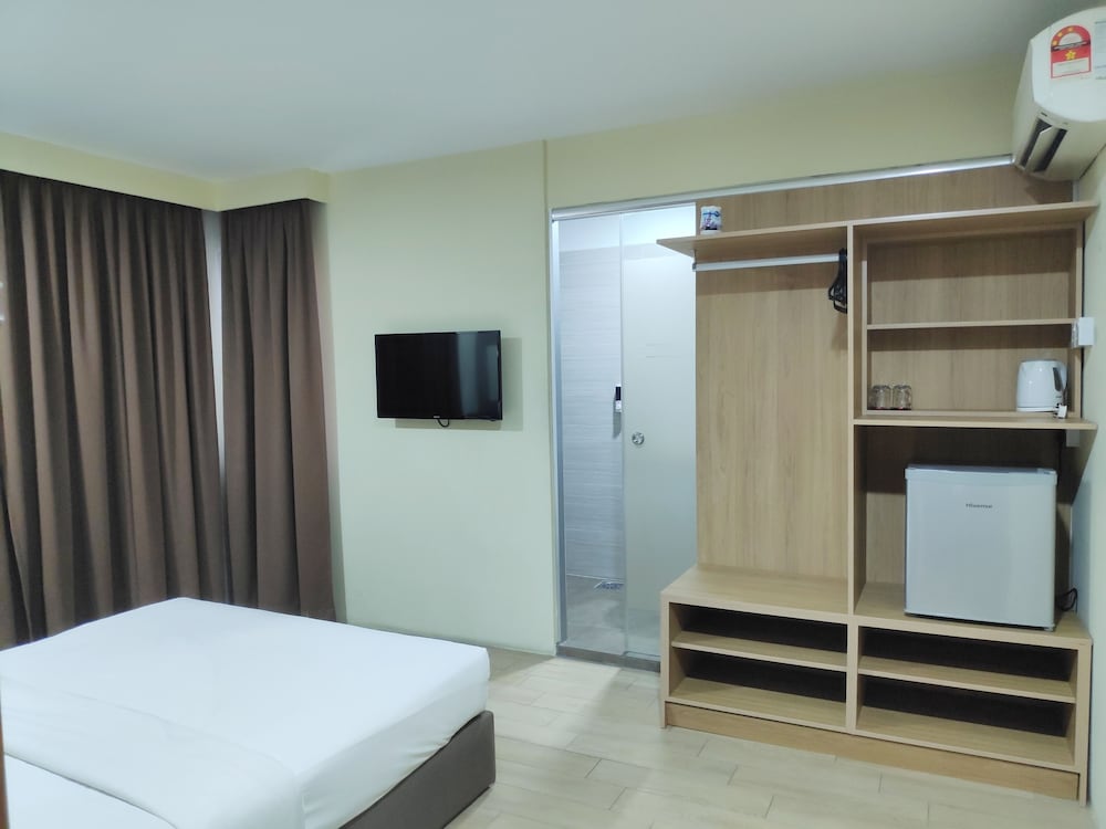 SH Hotel Kota Damansara 24/50