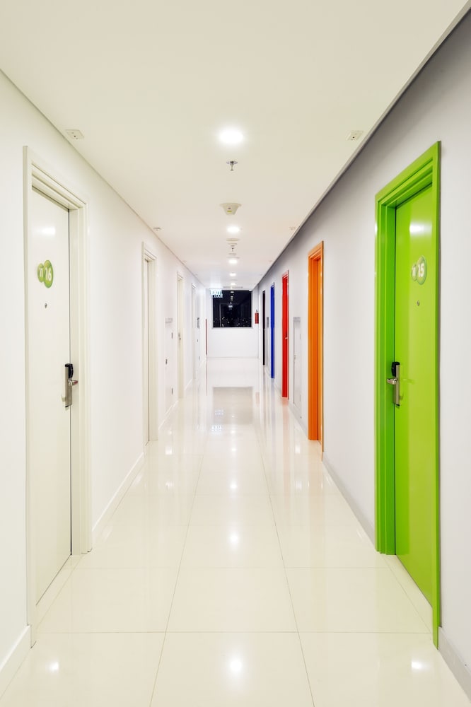Pop! Hotel Kelapa Gading Jakarta 12/38