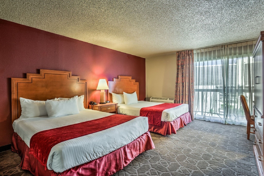 Edgewater Hotel Casino 17/58
