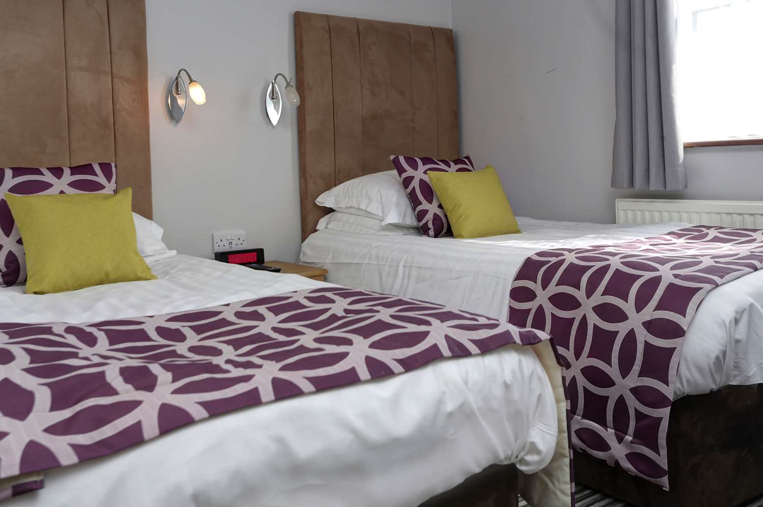 Standard, Twin Beds