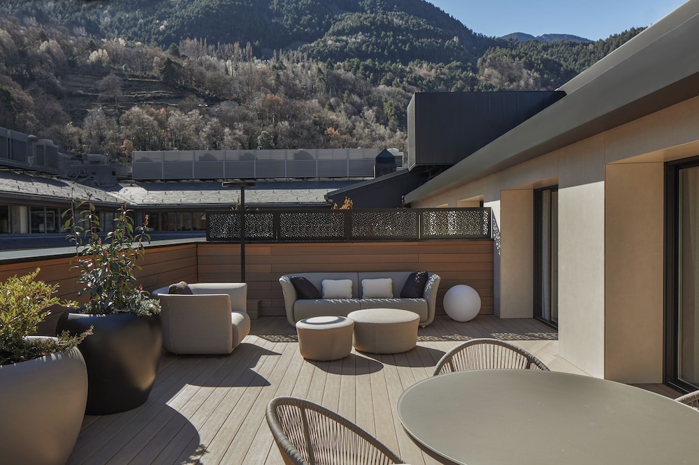 MIM Andorra Member of Melia Collection 28/51