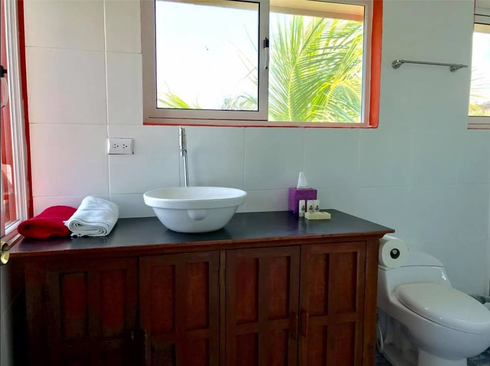 SABAS Beach Resort 66/66
