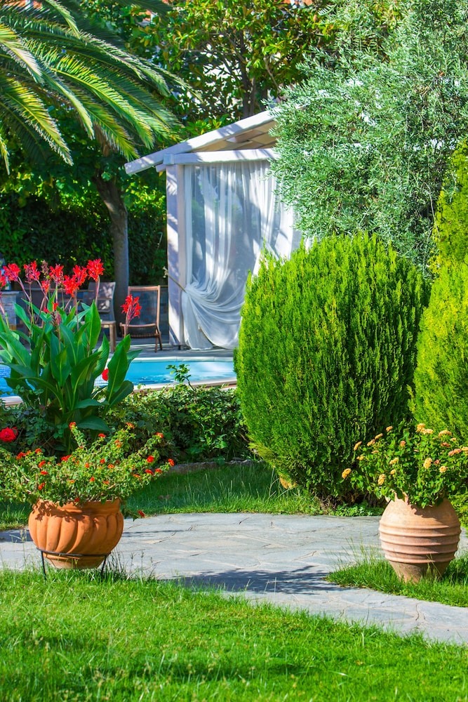 Luxury Villa Fotini 40/48