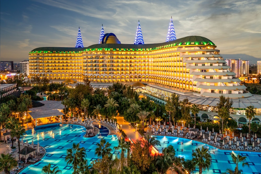 Delphin Imperial 3/60