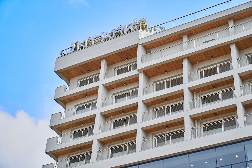 JN PARK Hotel 6/51