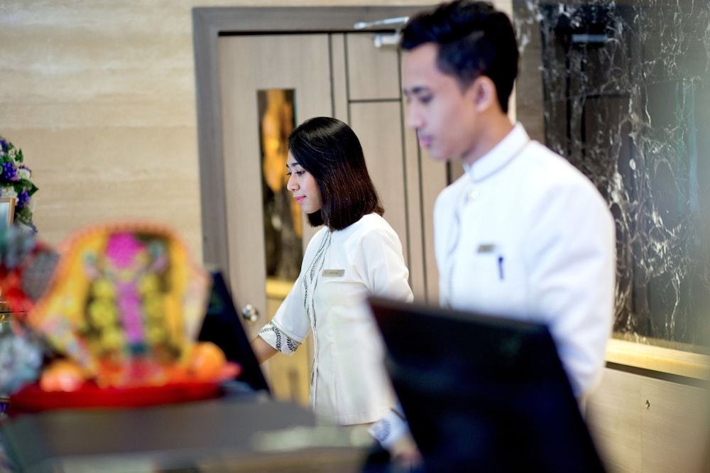 Vouk Hotel Suites 44/68