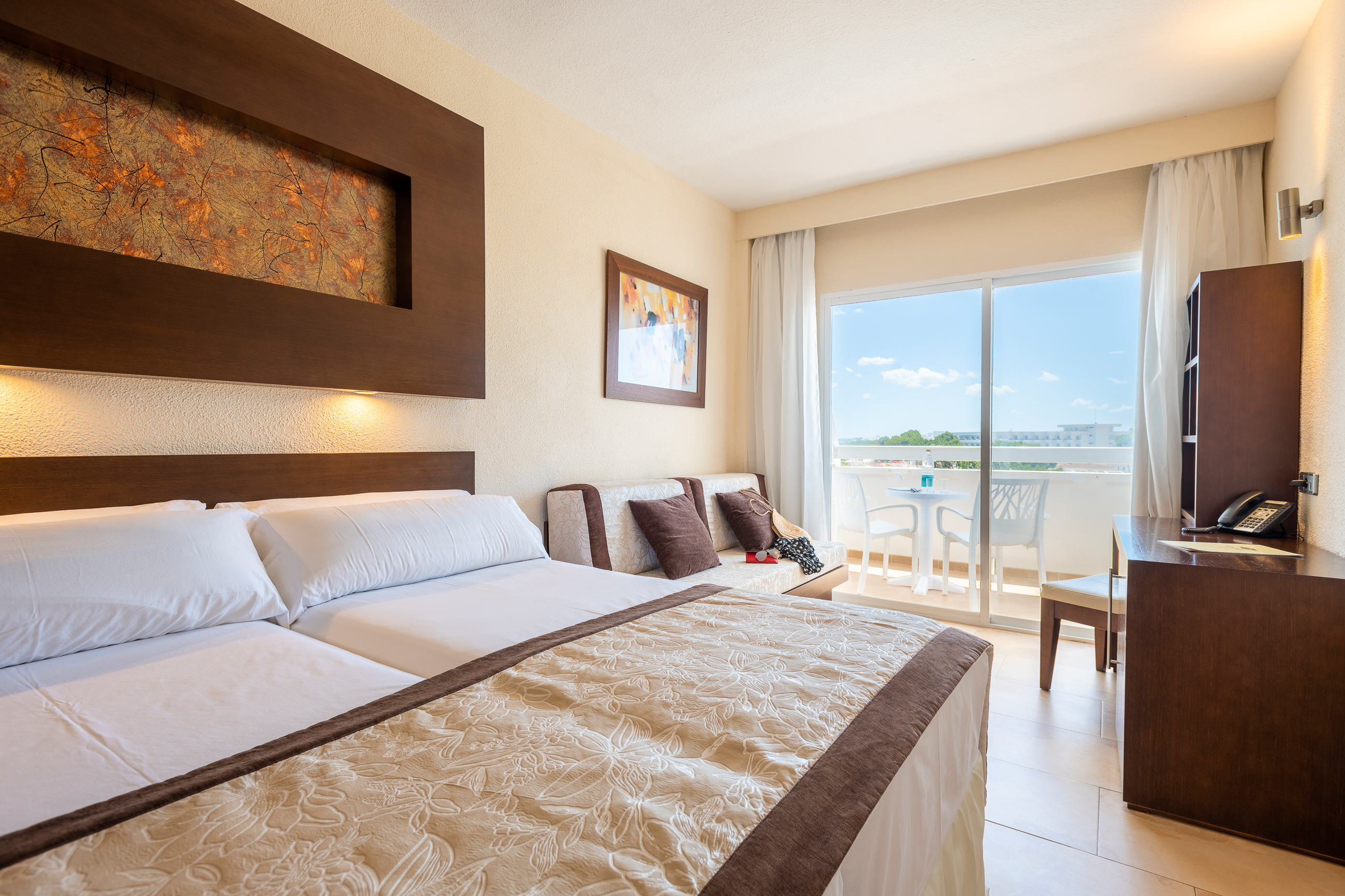 Room, Double Bed, Lateral Side Sea View