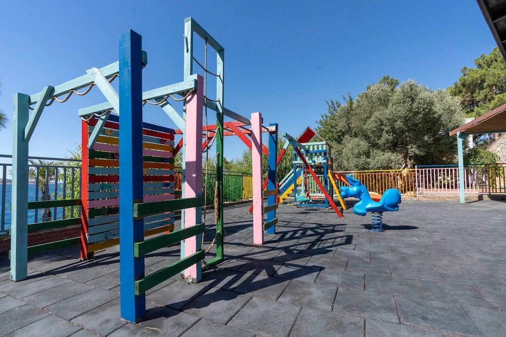 Blue Dreams Resort and Spa Bodrum 41/49