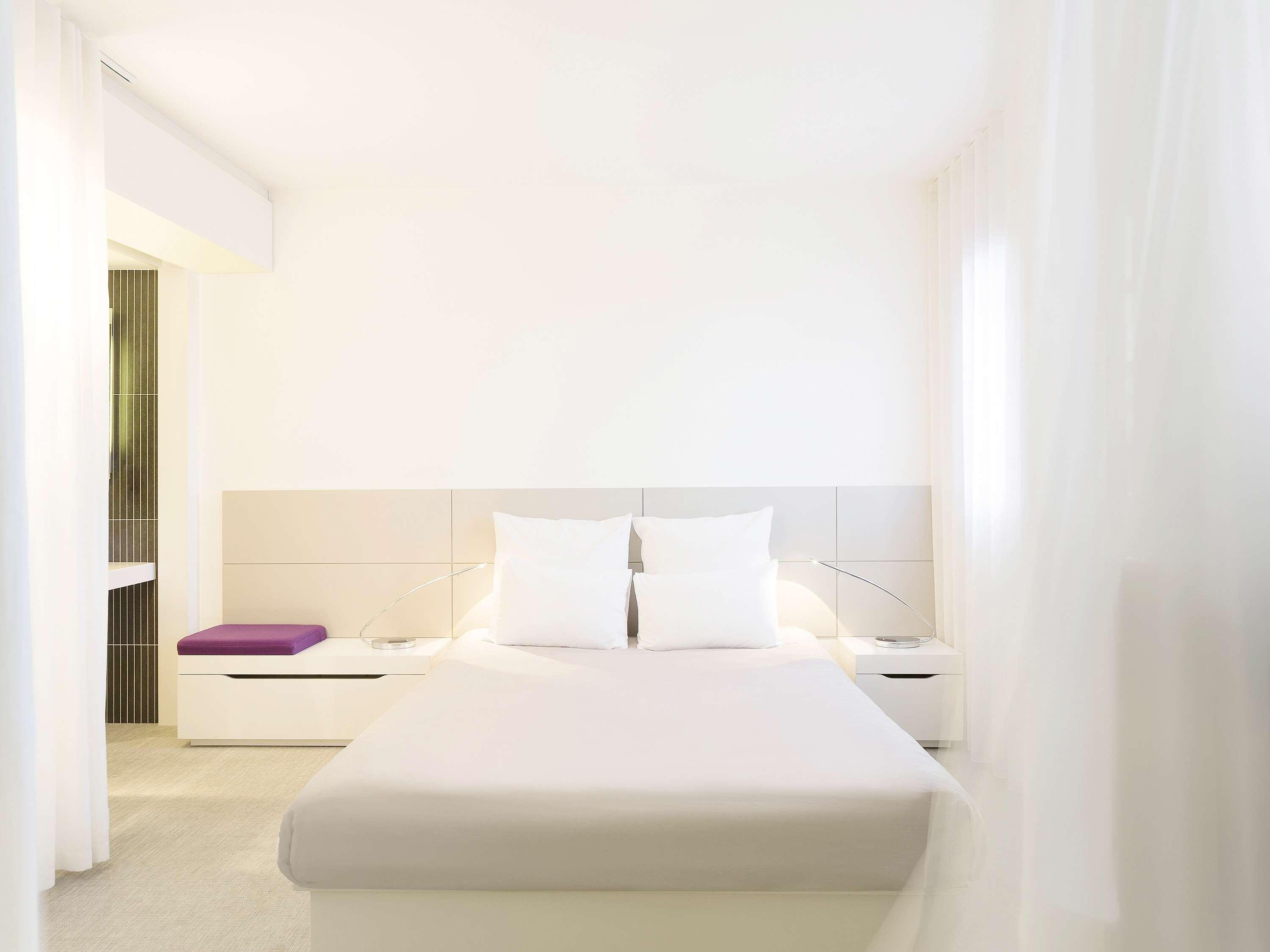 SUPERIOR, SUITE, 1 DOUBLE AND 1 SINGLE BED