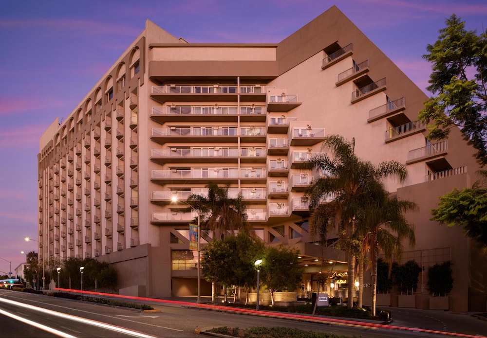 Hyatt Centric Delfina Santa Monica 4/65