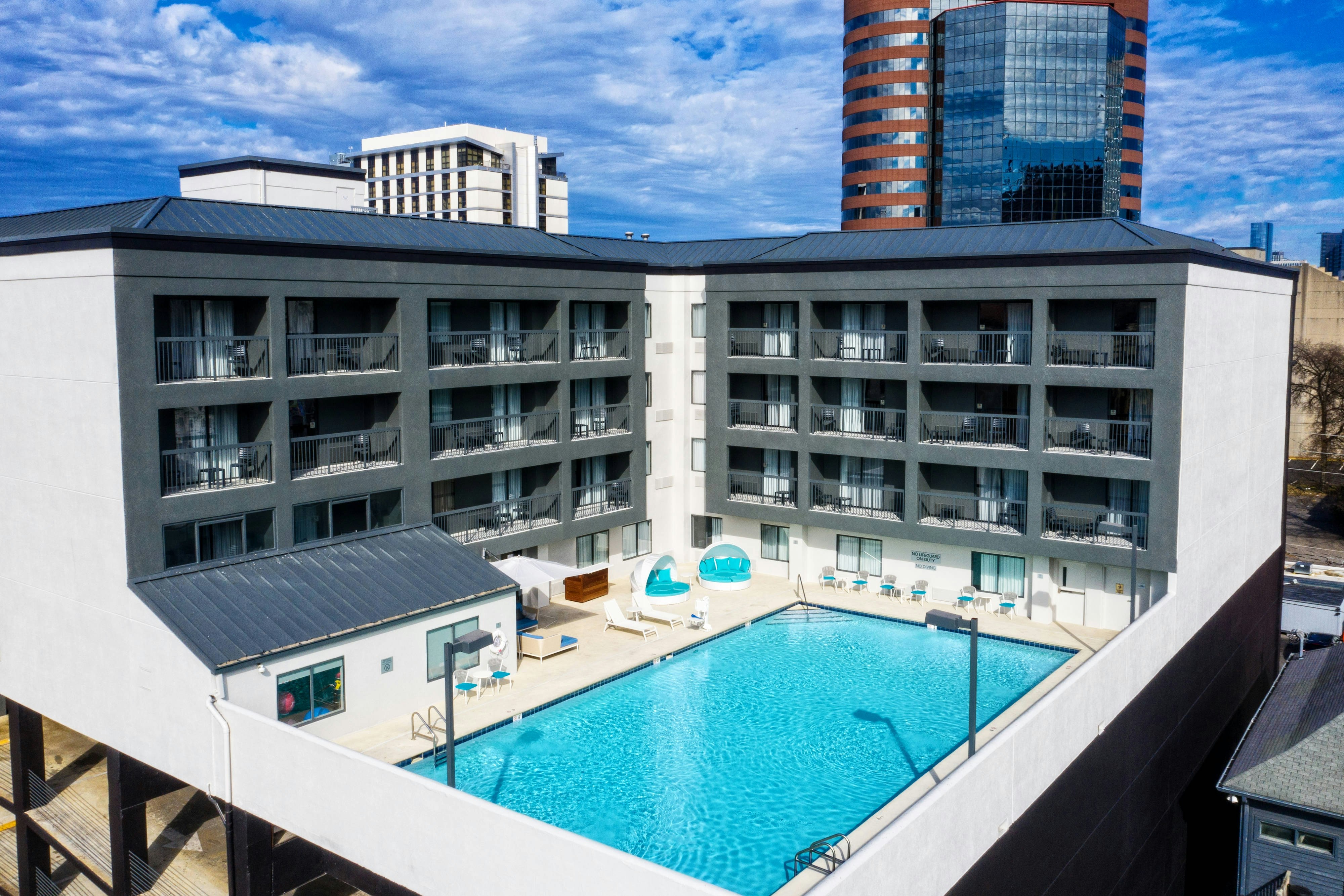 Courtyard By Marriott Vanderbilt-West End photo1