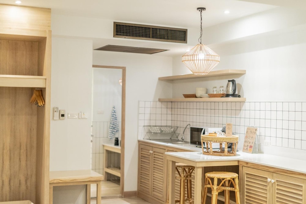 Amaka Bed Breakfast 56/67