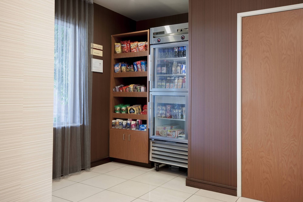 Fairfield Inn Suites el Centro 9/50