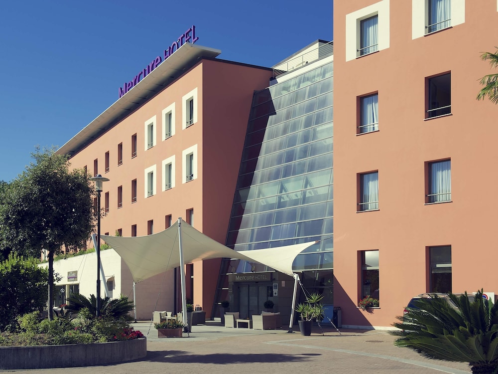 Mercure Genova San Biagio 3/72