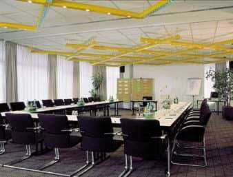 H Hotel Koln Bruhl 38/47