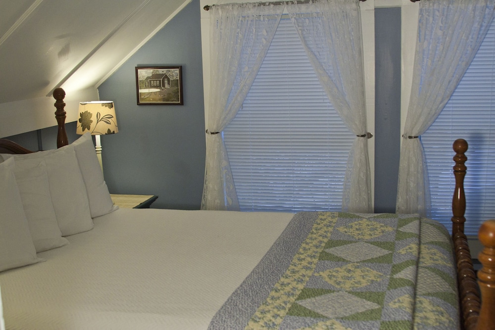 The Vermont Inn 12/50