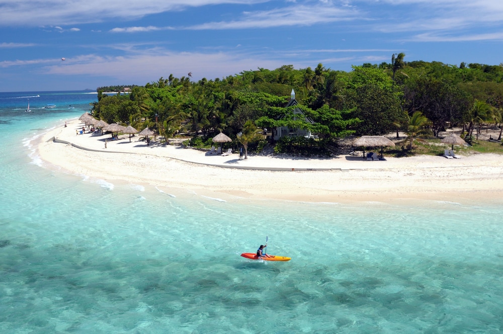 Nakelo Treasure Island Resort and Spa 41/46