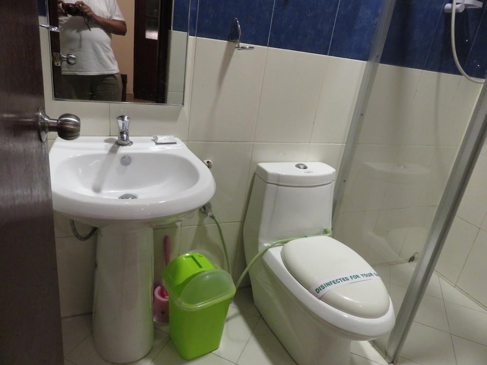 Days Inn Kandy 50/50