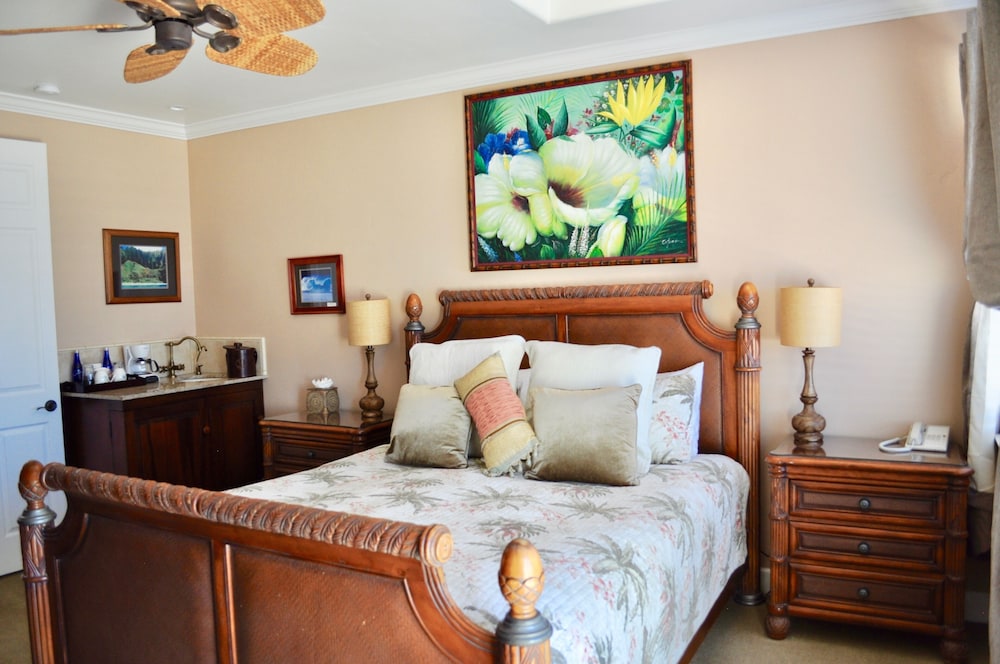 Cayucos Sunset Inn Bed and Breakfast 12/50