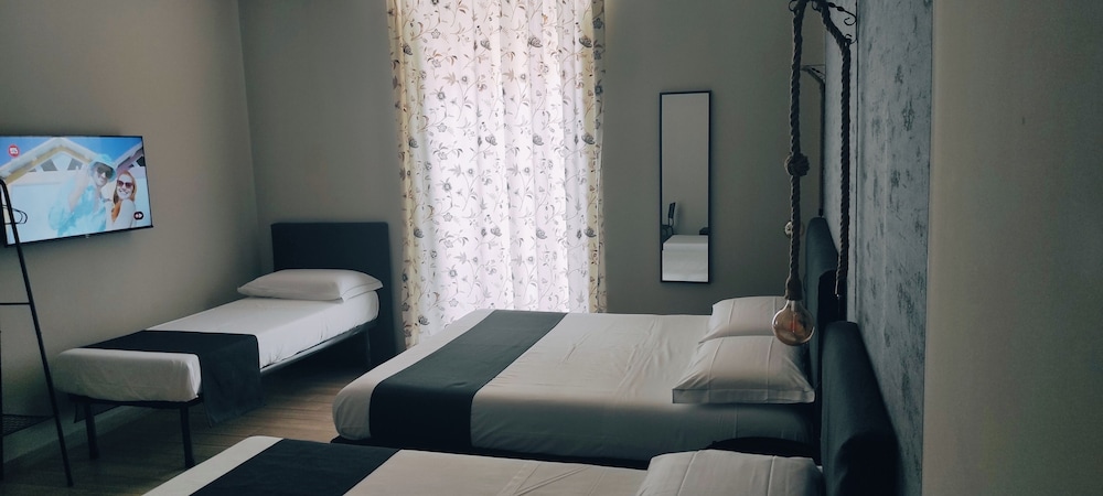 Napoli City Rooms 32/49