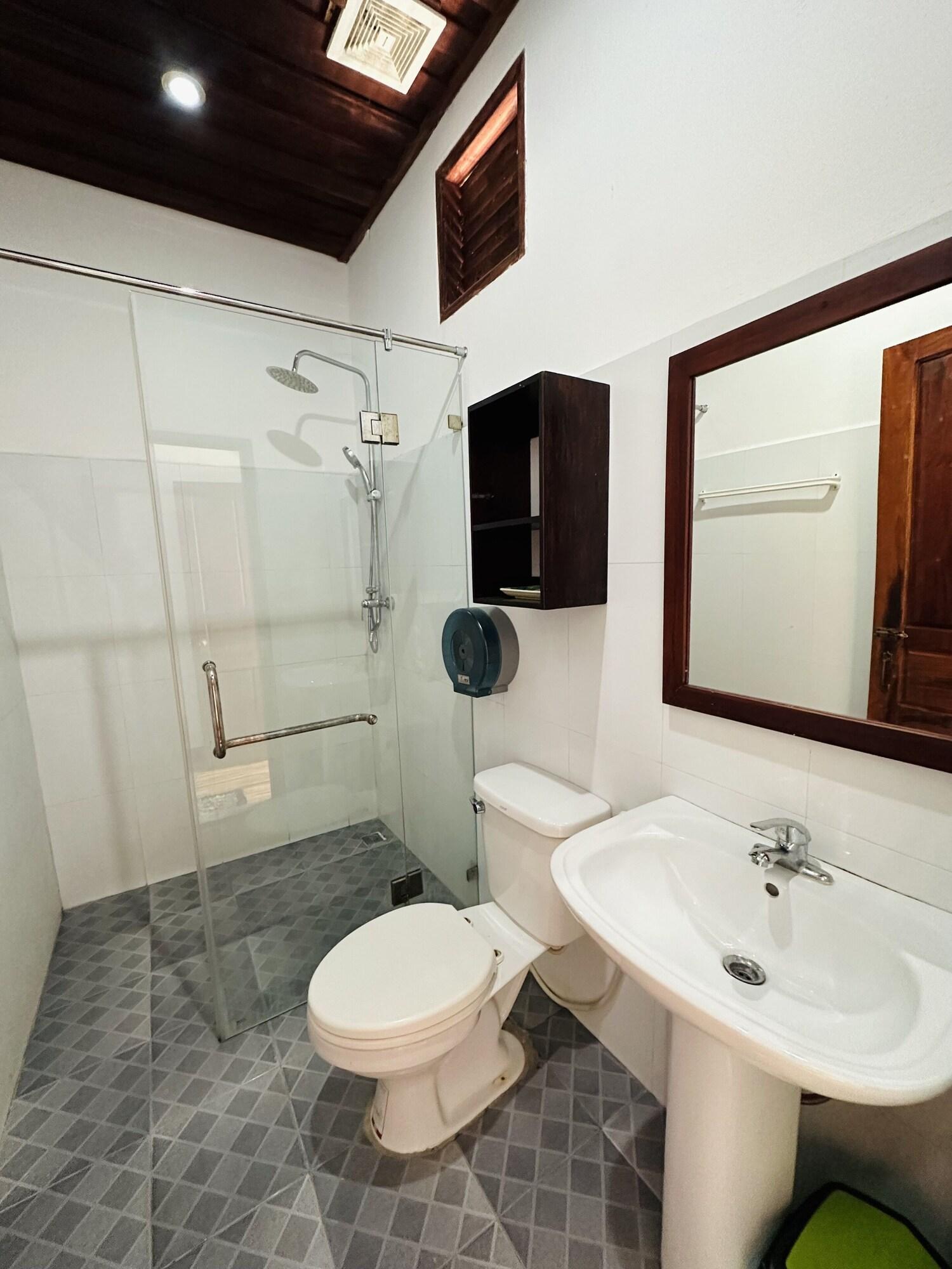 Singharat Guest House 50/51