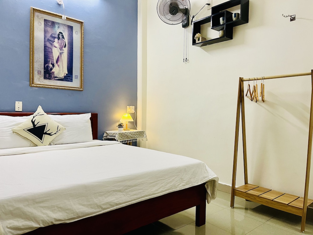 Eva Homestay 20/50