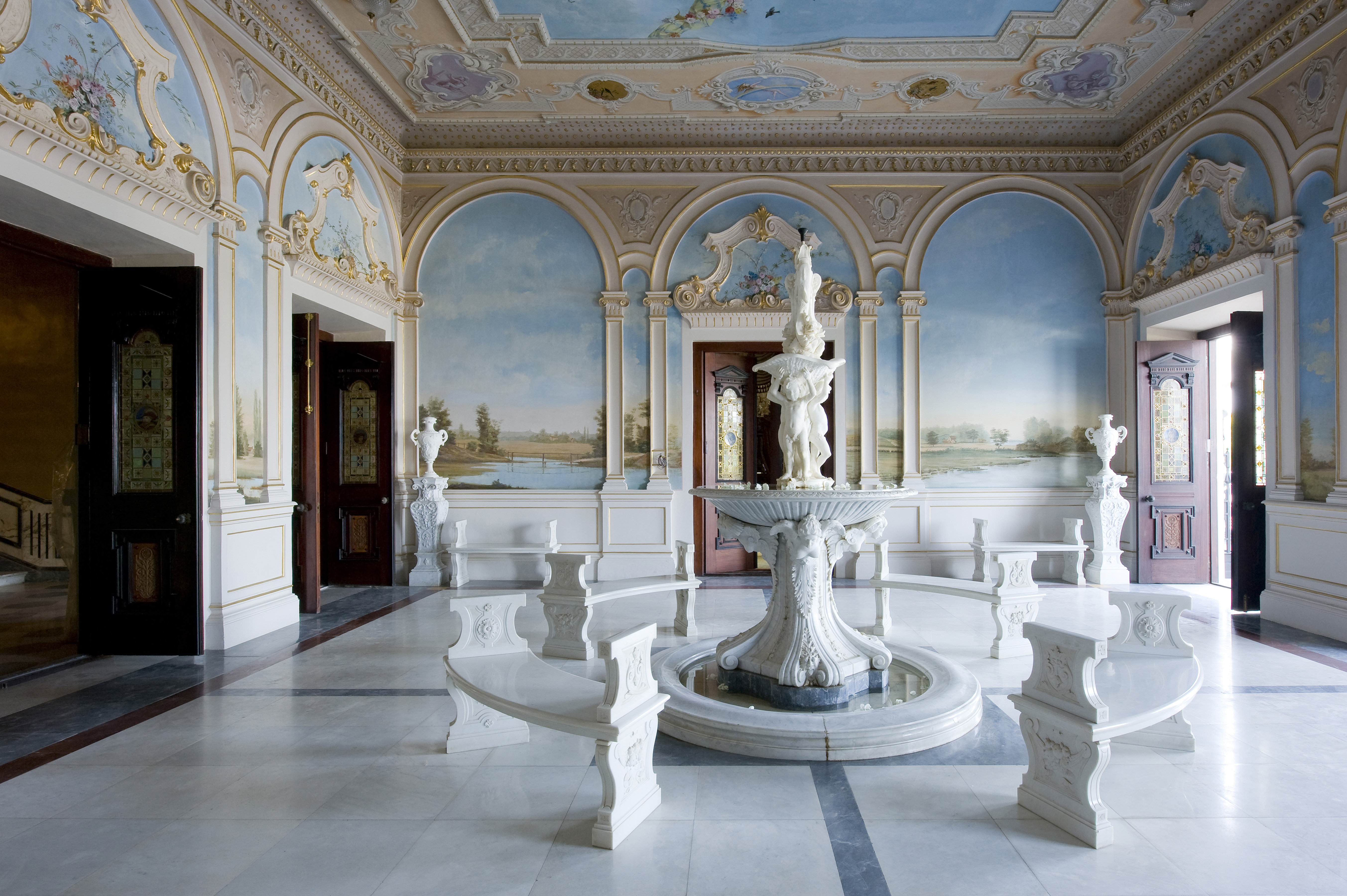 TAJ FALAKNUMA PALACE 17/81