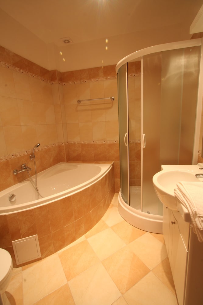 Aparthotel Susa 13/35