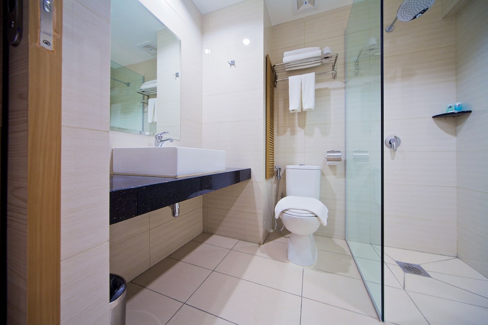 Kinabalu Daya Hotel 69/72