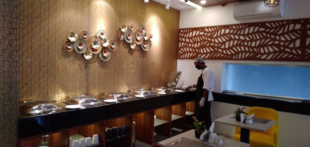 Regenta Inn Indiranagar 9/32