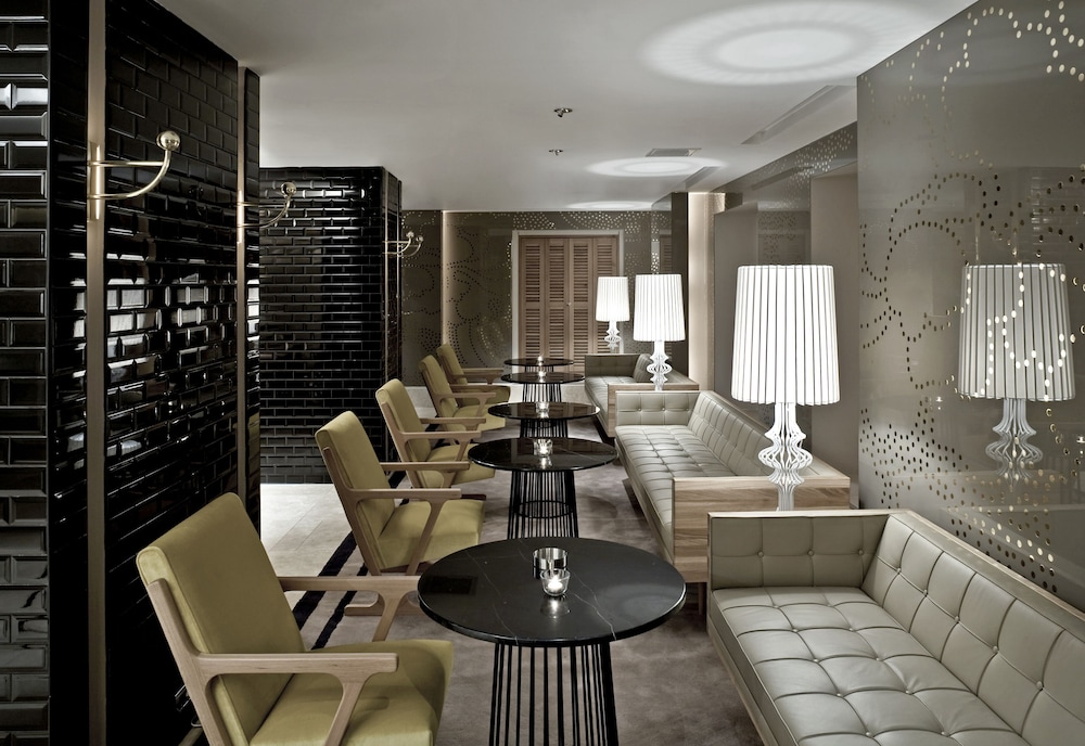 Witt Hotel 46/56