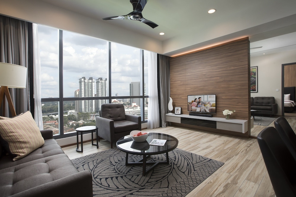 SOMERSET DAMANSARA UPTOWN PETALING JAYA 34/45