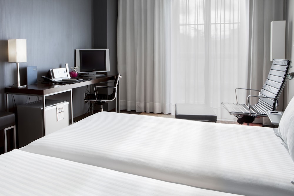AC Hotel Burgos by Marriott 7/51