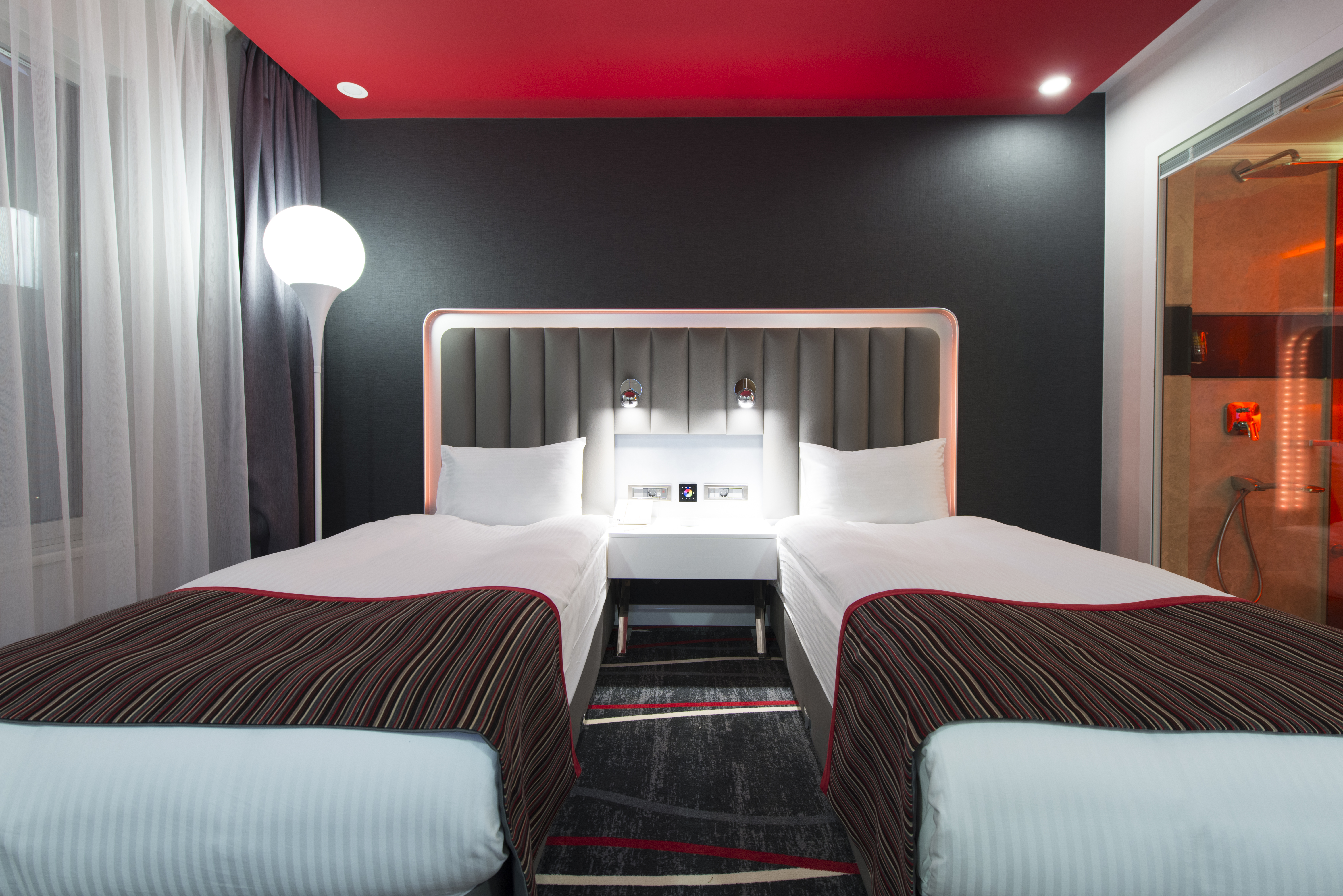 Standard, Double Bed, PARK INN BY RADISSON ANKARA CANKAYA 3/4