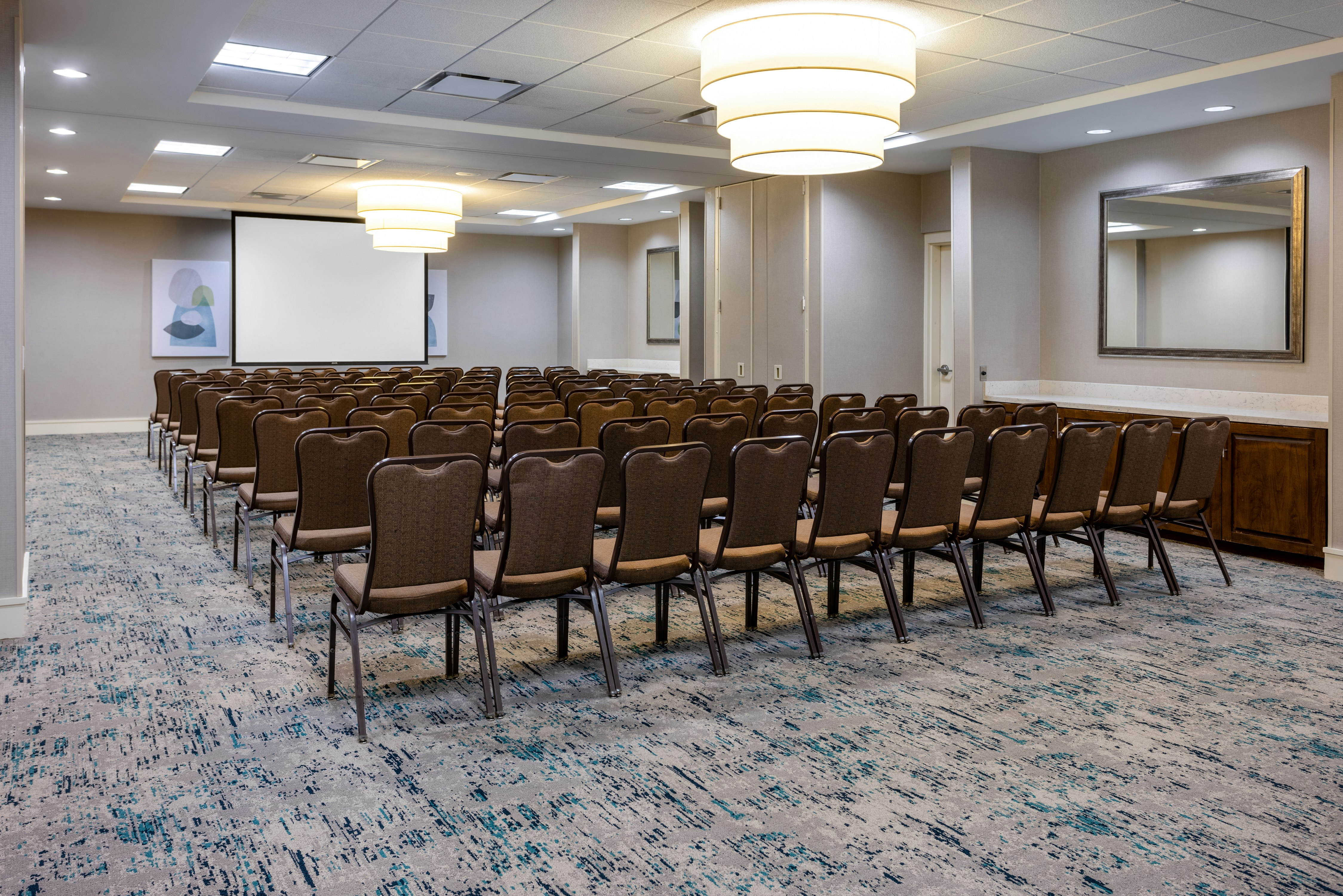 Hilton Garden Inn Roanoke 19/26