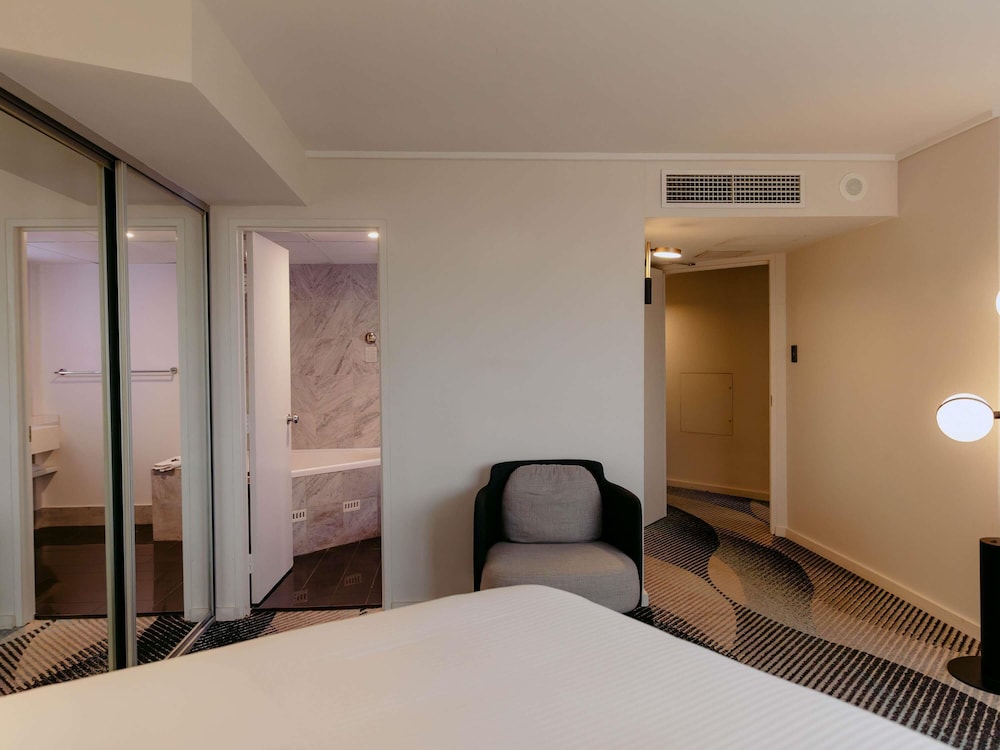 Spa, Deluxe, Suite, King Bed