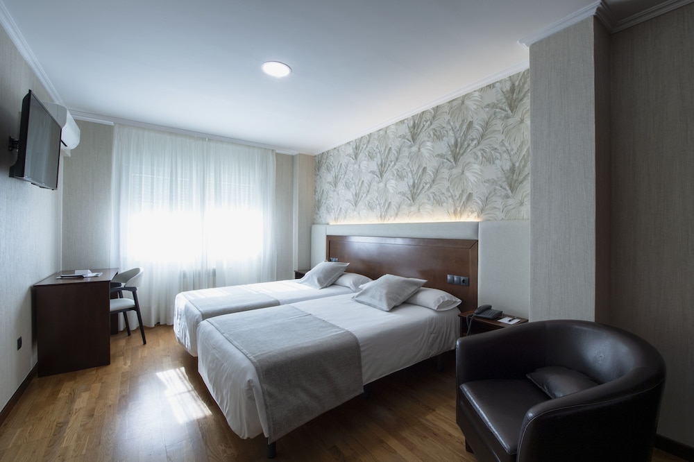 HOTEL OCA INSUA 14/46