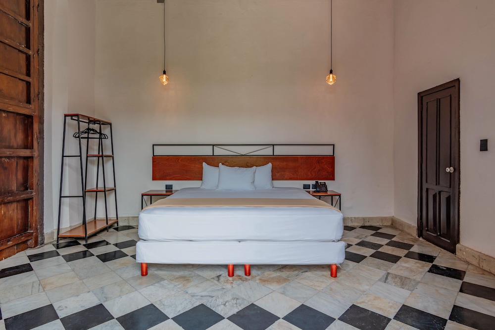 Hotel H.O 9/47