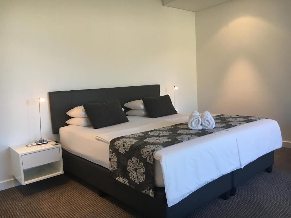 Bayview Guest House 8/64