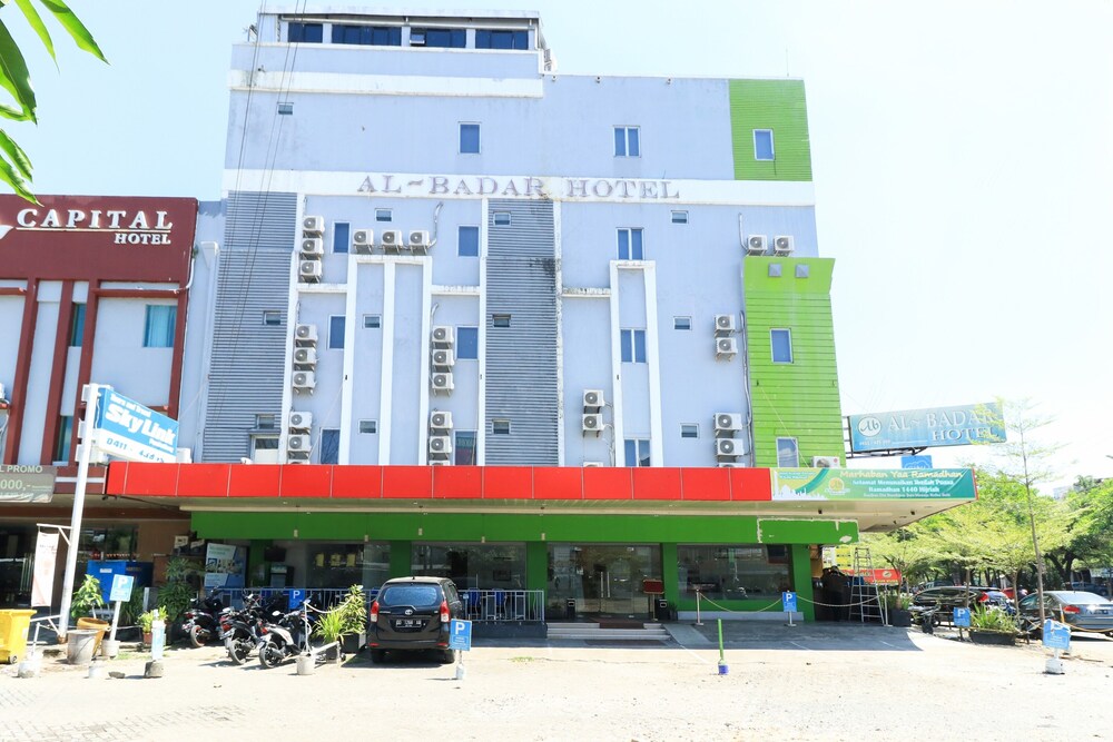 Hotel O near Mall Panakukkang formerly Al-Badar Hotel Syariah in MAKASSAR