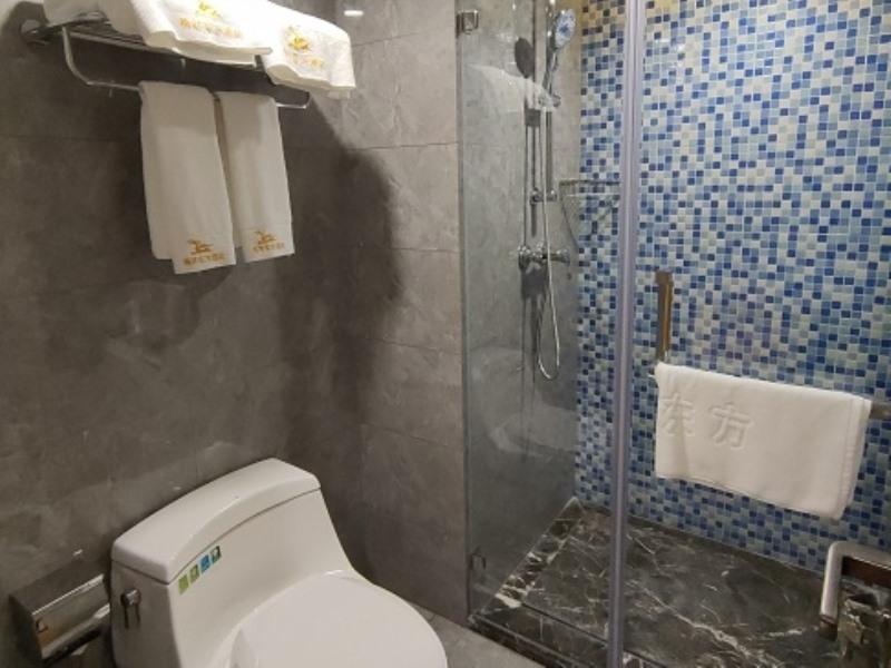 GreenTree Eastern Huaian Suning Plaza Huaihai Road West Hotel 65/65