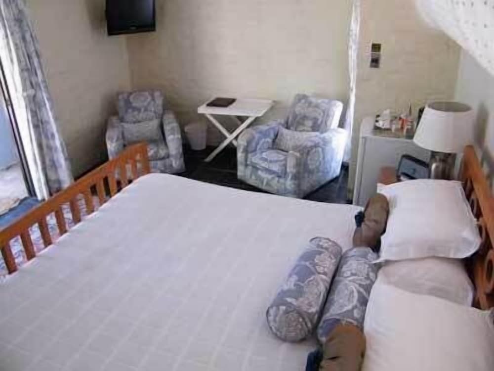 Princes Lodge Guest House 5/26