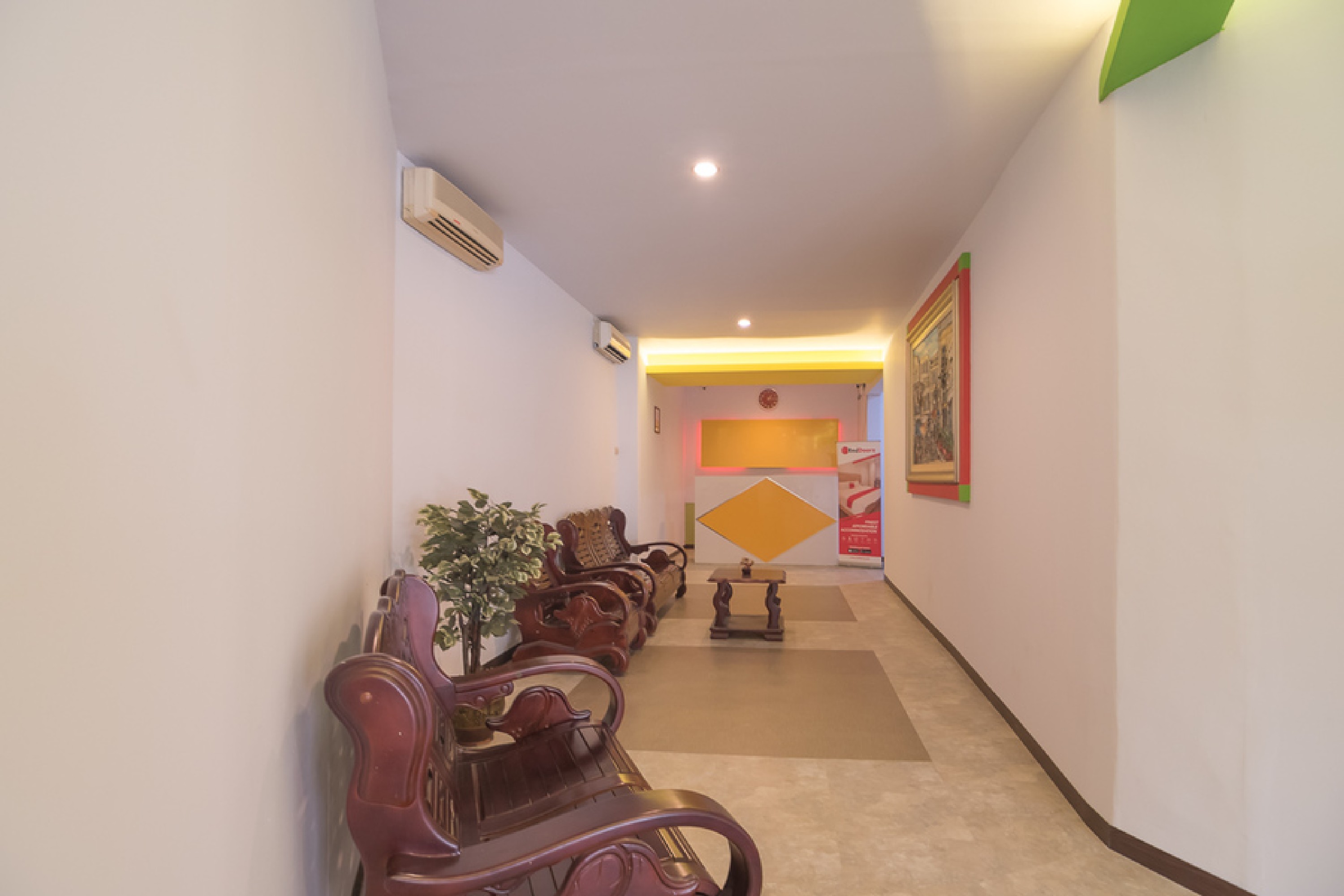 Reddoorz Near Itc Mangga Dua 29/37