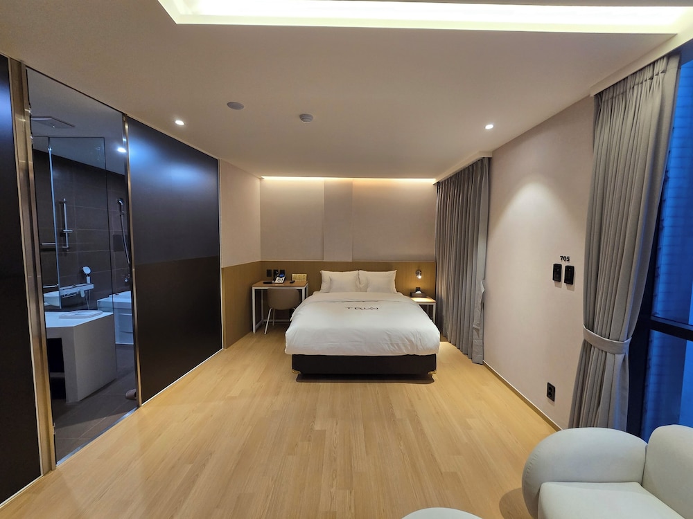 Tria Hotel 29/62