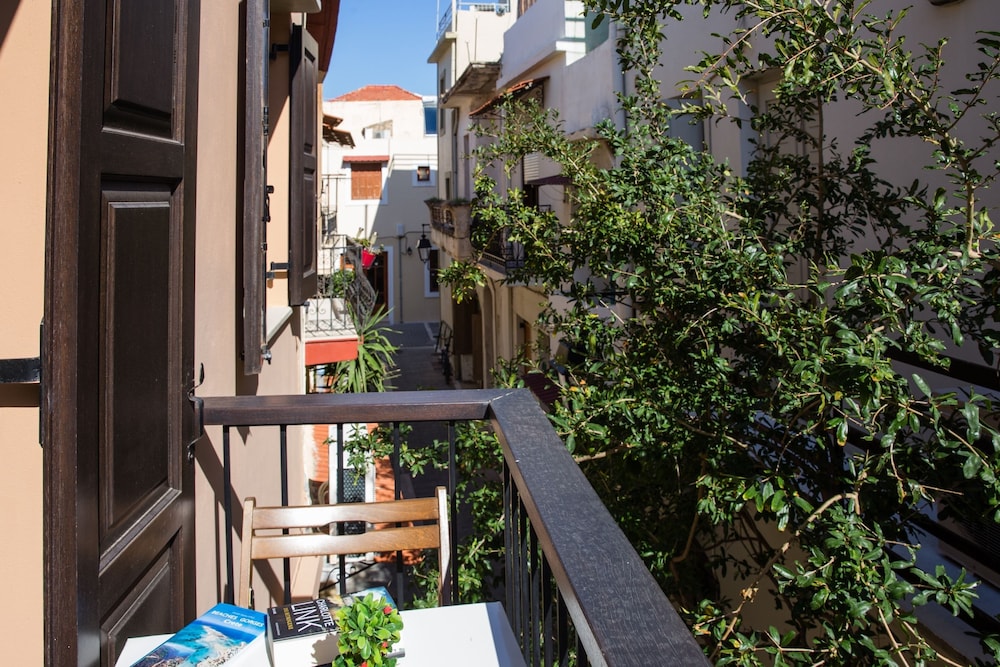 Ac Homes Christos 26/37