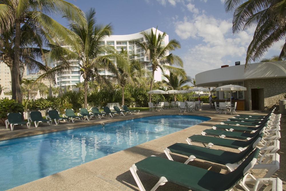 Ocean Breeze Hotel Acapulco 39/40