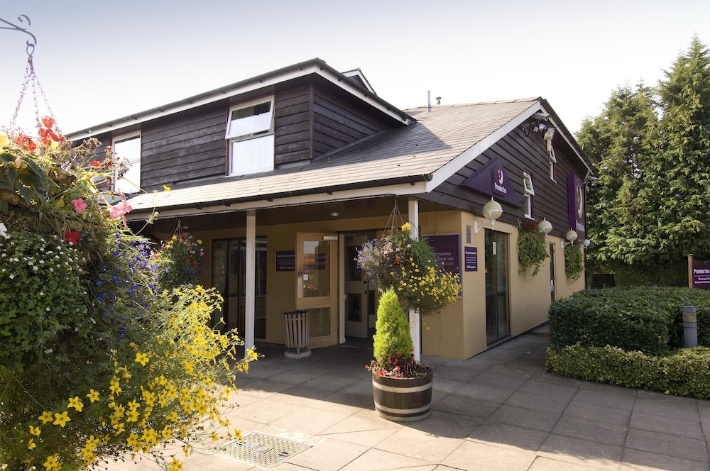 Premier Inn Cheltenham North West in CHELTENHAM