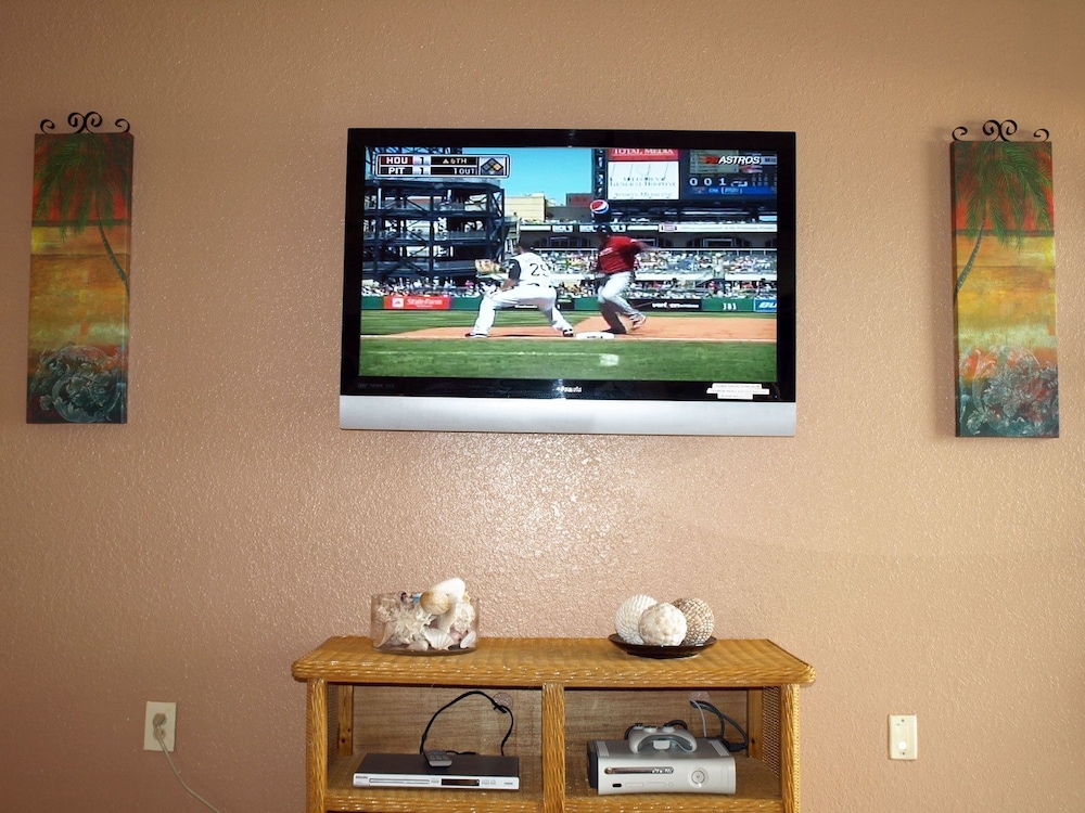Summit by South Padre Condo Rentals 3/13